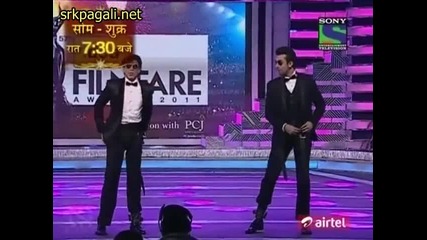 Shahrukh Khan - Filmfare Awards 2012 Hosting 01