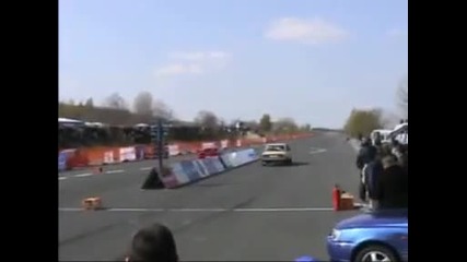 ferrari 348 vs turbo lada 