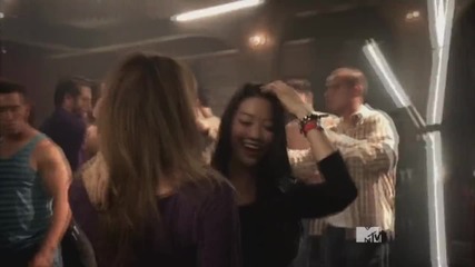 Teen Wolf 4x01 || Malia & Kira dance scene