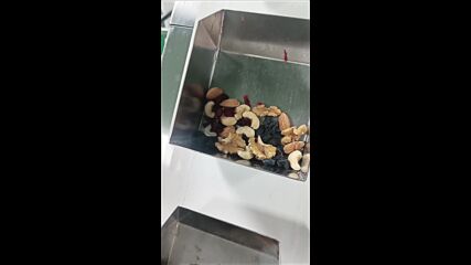 Автоматична пакетираща машина за микс ядки и сушени плодове