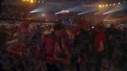 Alanis Morrissette - Wunderking (live Winter Olympics 2010 Closing Ceremony) 