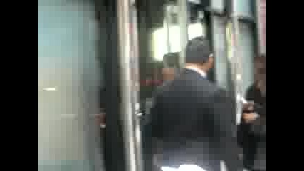 Alex Meraz - Outside Rachel Ray Studios - 11 - 3 - 09 