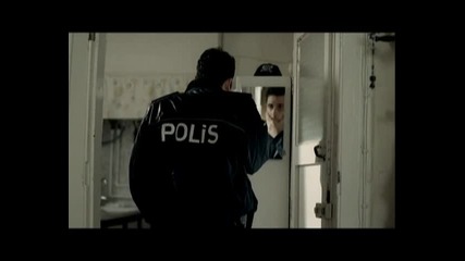 Рекламен На Турската Полиция - Яйца 