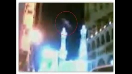 Youtube - Real Photo of Angel taken at Mecca 2008.mp4 uploaded By Bogey