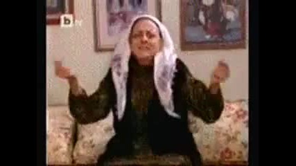 Баба Джеврие играе Кючек