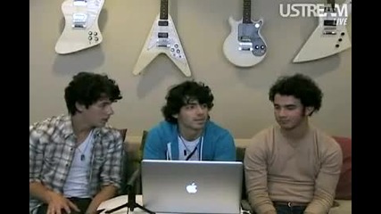 Jonas Brothers Facebook Chat Part 3 [6_4_08] [hq]