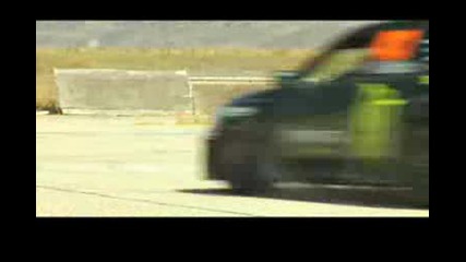 Subaru Impreza Sti drift practice
