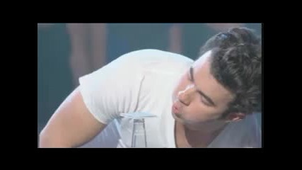 New Kevin Jonas on Minute To Win it Sneak Peek - Шоу