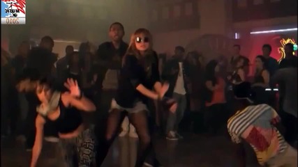 Usher feat. Pitbull - Dj Got Us Falling In Love [official Video] (hq)
