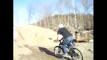 Спускане с колело в планината 15 