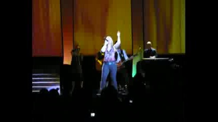 Kelly Clarkson Never Again Live Adelaide March 2008 