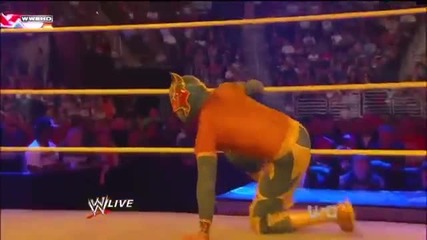 mistico vs Sin Cara