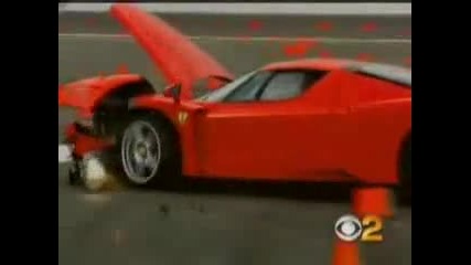 Ужасна катастрофа със Ferarri 