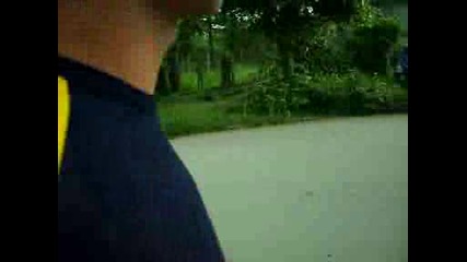 S8301279.avi