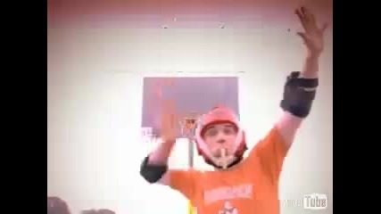 Bloodhound Gang - Whys Everybody Always Pickin On Me?