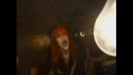 paramore-ignorance-dvdrip-x264-2