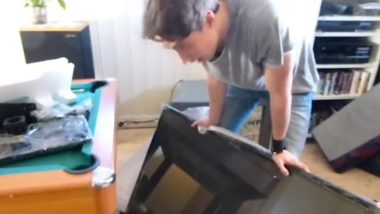 Brand new Tv Fail!! - Guy Smashes his 1200$ Tv!