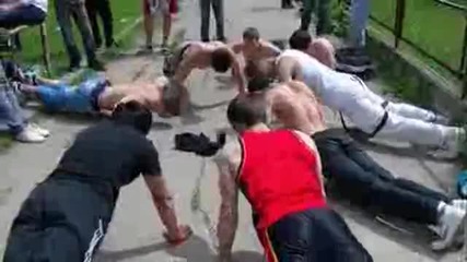 Street Fitness - а ги прави силни !