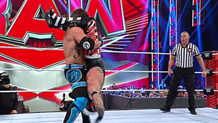 Lesnar, Rollins, Riddle, Styles and Theory will challenge Bobby Lashley inside Elimination Chamber