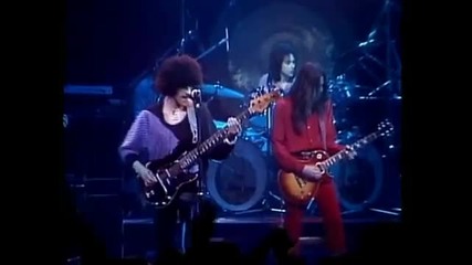 Thin Lizzy - Dancing In The Moonlight (live And Dangerous)