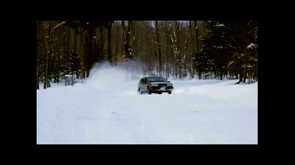 Зимен дрифт със старо volvo