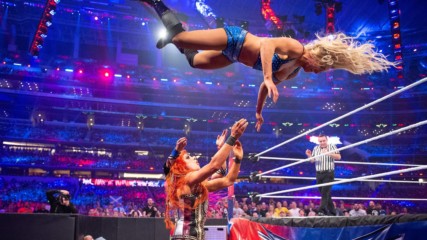 Charlotte Flair vs. Sasha Banks vs. Becky Lynch - WWE Women's Title Triple Threat Match: WrestleMania 32 (Full Match - W