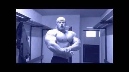 Dennis Wolf Off Season (140kg)