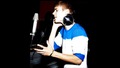 Превод! Justin Bieber разговаря с полудяла фенка в радио B B C !