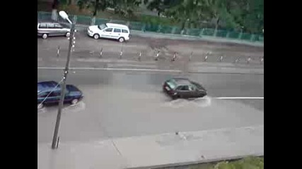 улиците по време на дъжд