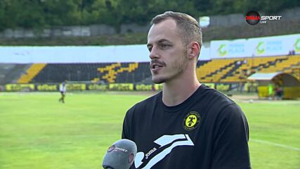Божидар Чуканов преди двубоят между Миньор и Марек