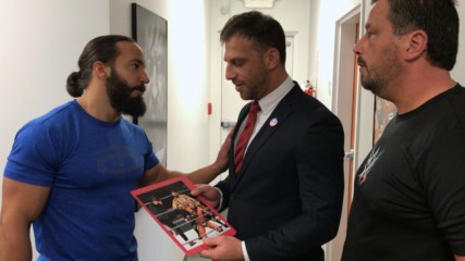 Tony Nese and Drew Gulak exchange "gifts" before their match on 205 Live: WWE.com Exclusive, Feb. 9, 2018