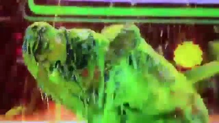 Justin Bieber - Slimed at the Kcas 2012