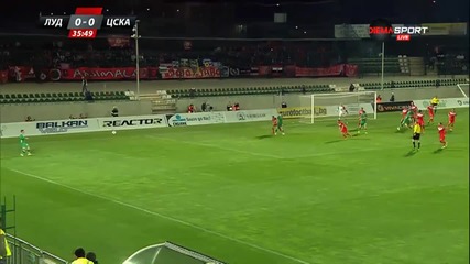 Лудогорец поведе на ЦСКА с гол на Барт