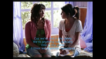 Demi Lovato & Selena Gomez - One In The Same + tekst 