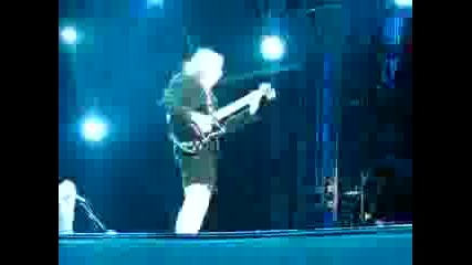 Ac/dc - Thunderstruck (sofia, Bulgaria, 14.05.2010) 