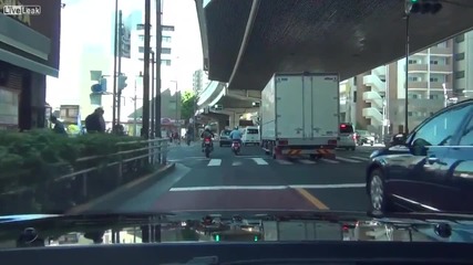 Смях ! Бързи и яростни на колела в Япония ! Hd