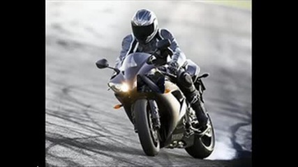 yamaha R1