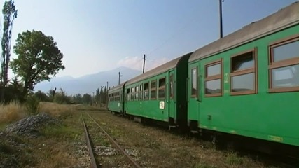 Пв 16102 пристига на Гара Разлог