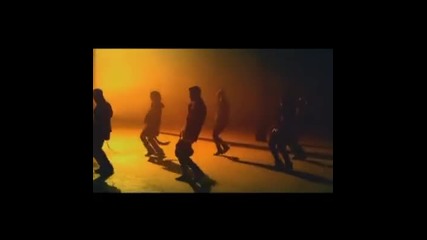 Интро към видеото на Джъстин Бийбър към Confident. Премиерният С К О Р О ! ;3