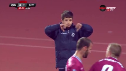 Малчуган освирква Борис Галчев