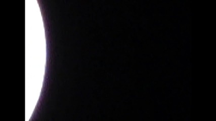 Нло около Луната снимано от Търново 