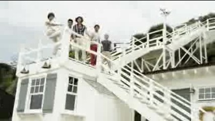 One Direction - What Makes You Beautiful