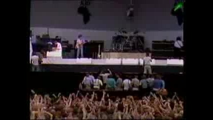 Queen - Bohemian Rhapsody, Radio Gaga, Crazy Little Thing Called Love (1985, на живо от Live aid)