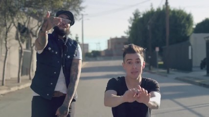 Travie Mccoy Feat. Brendon Urie - Keep On Keeping On