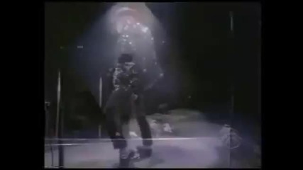 Youtube - Michael Jackson Vs Madonna 