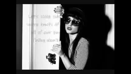 New Natalia Kills - Let's Play Pretend Tekst