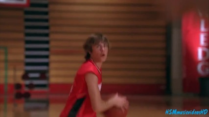 High School Musical - Get'cha Head In The Game