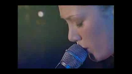 Delta Goodrem - Will You Fall For Me /live