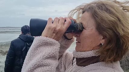 Атанасовското езеро отбеляза имен ден с популярния в Европа и по света birdwatching