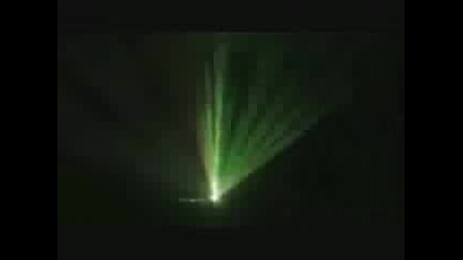 Клубни Кадри и Accuface - Red Sky